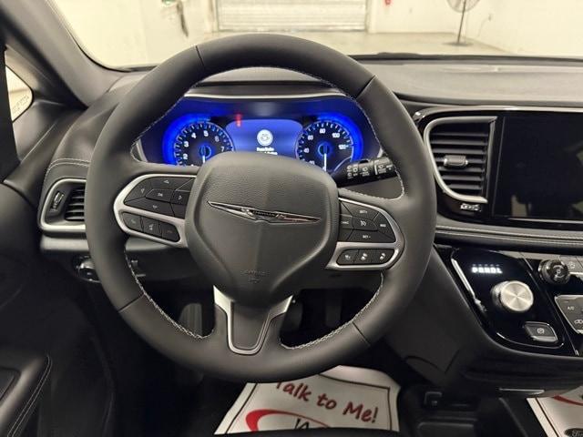 new 2026 Chrysler Pacifica car