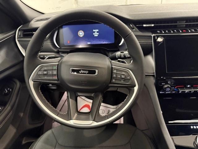 new 2025 Jeep Grand Cherokee car, priced at $38,147