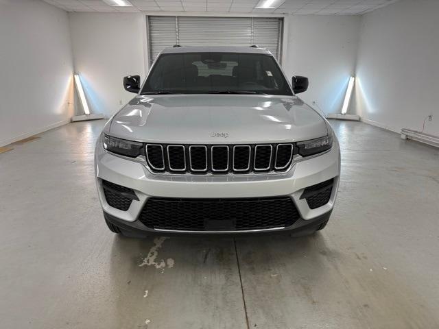 new 2025 Jeep Grand Cherokee car, priced at $37,397