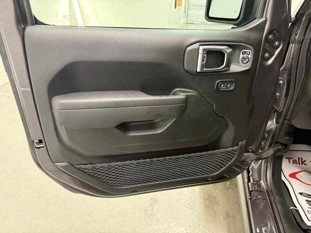 new 2025 Jeep Wrangler car, priced at $45,992