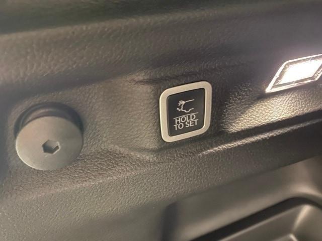 new 2025 Jeep Grand Cherokee L car, priced at $43,609