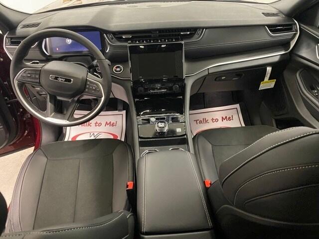 new 2025 Jeep Grand Cherokee L car, priced at $43,209