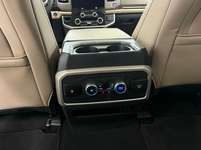 used 2024 Ford Expedition car, priced at $59,879