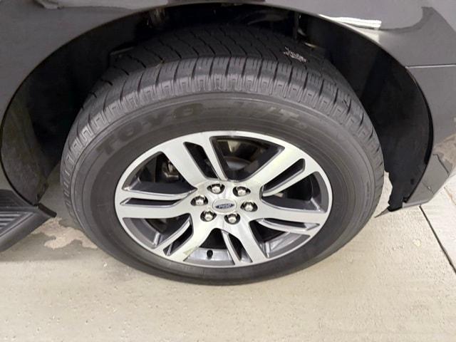 used 2024 Ford Expedition car, priced at $59,879