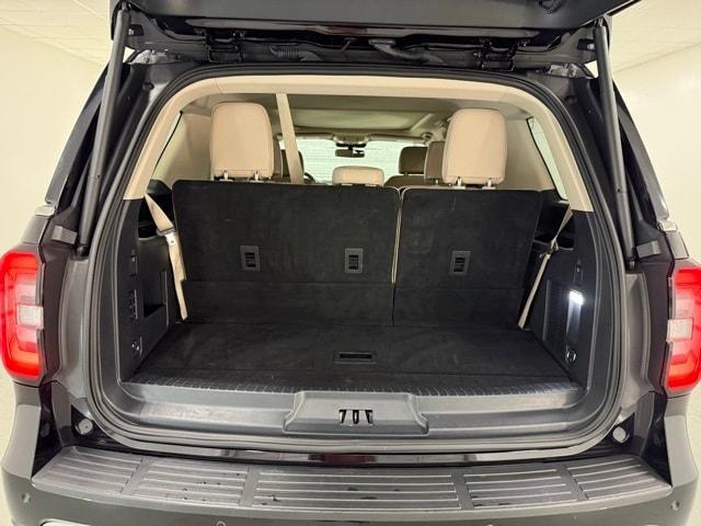 used 2024 Ford Expedition car, priced at $59,879