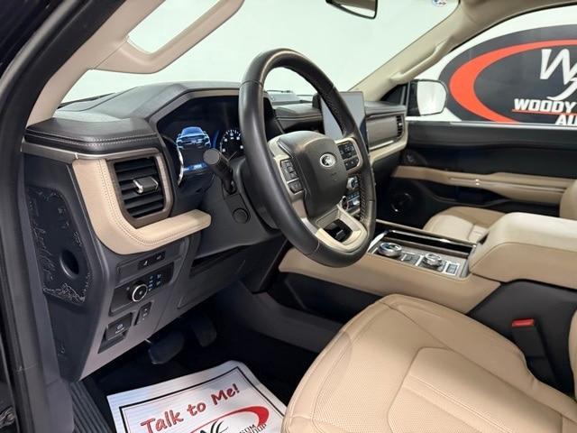 used 2024 Ford Expedition car, priced at $59,879