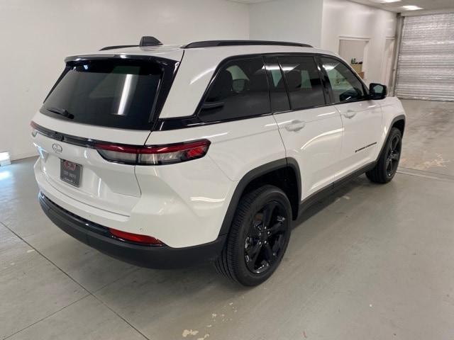 new 2024 Jeep Grand Cherokee car, priced at $41,394