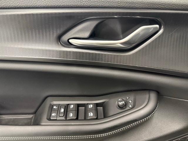 new 2025 Jeep Grand Cherokee car, priced at $41,387