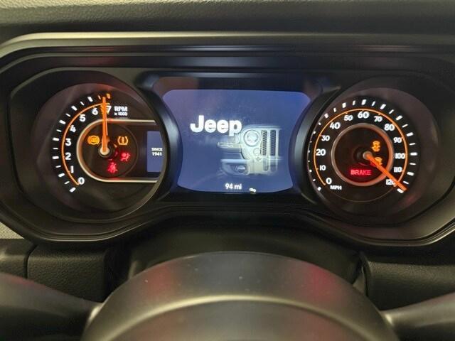 new 2025 Jeep Gladiator car, priced at $50,227