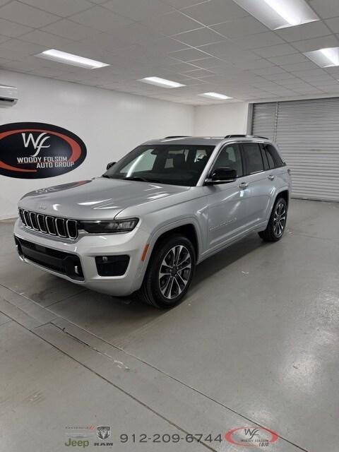 new 2025 Jeep Grand Cherokee car, priced at $59,739