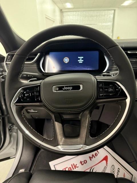new 2025 Jeep Grand Cherokee car, priced at $59,739