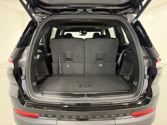 new 2025 Jeep Grand Cherokee L car, priced at $43,609