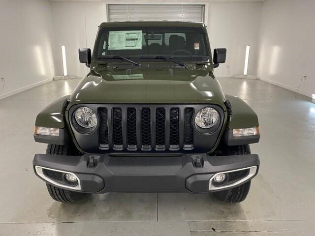 new 2023 Jeep Gladiator car, priced at $45,785