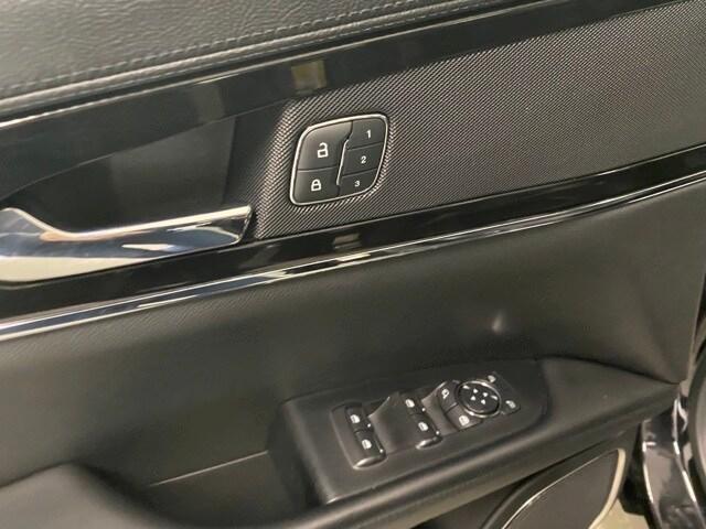 used 2022 Lincoln Nautilus car, priced at $32,984
