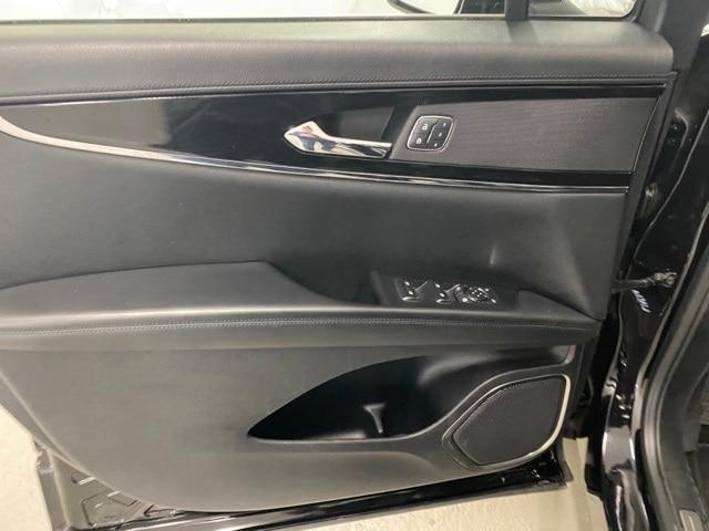 used 2022 Lincoln Nautilus car, priced at $34,657