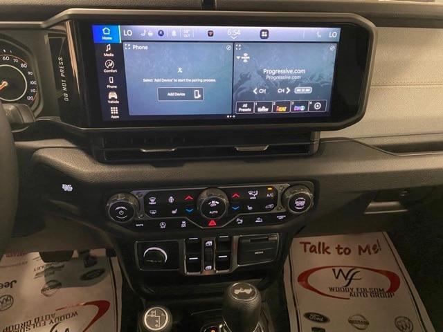 new 2025 Jeep Wrangler car, priced at $49,568