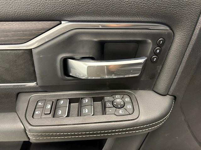 new 2025 Ram 2500 car, priced at $81,321