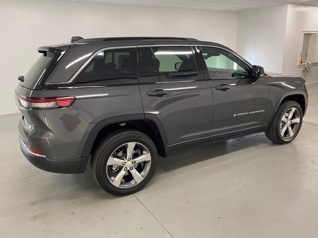 new 2025 Jeep Grand Cherokee car, priced at $51,855