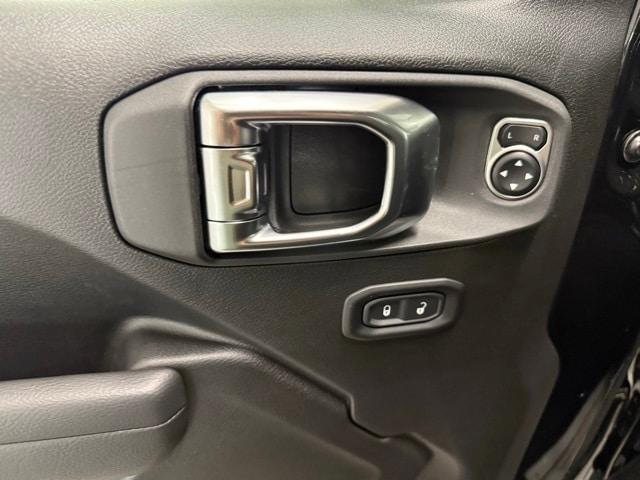 new 2025 Jeep Wrangler car, priced at $50,602