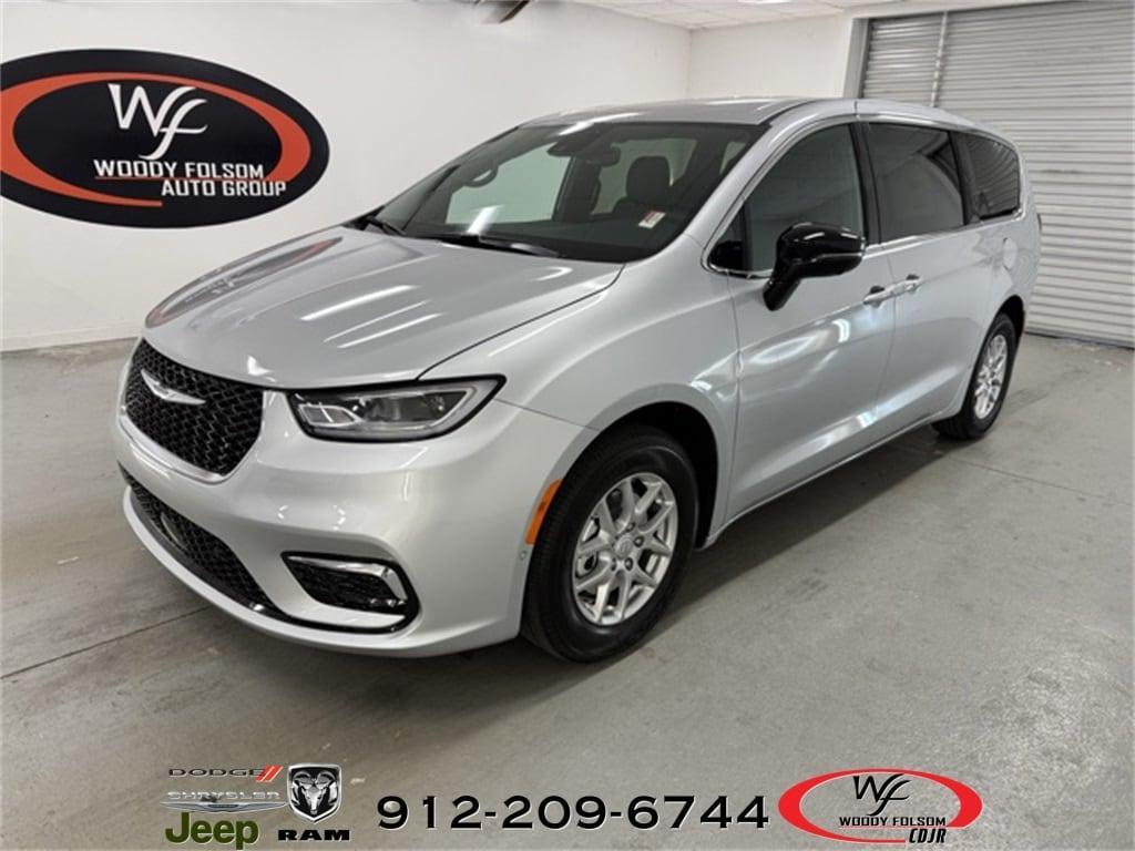 new 2026 Chrysler Pacifica car