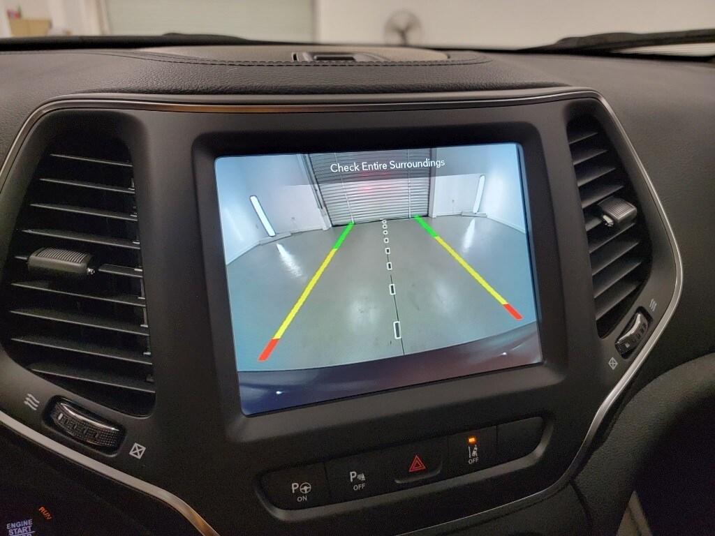 new 2023 Jeep Cherokee car, priced at $39,936