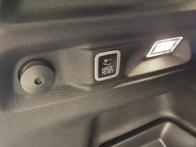new 2025 Jeep Grand Cherokee L car, priced at $49,977