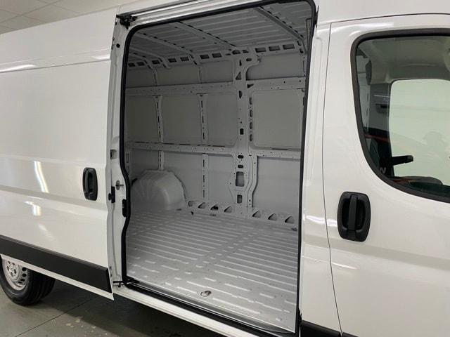new 2025 Ram ProMaster 2500 car, priced at $45,307