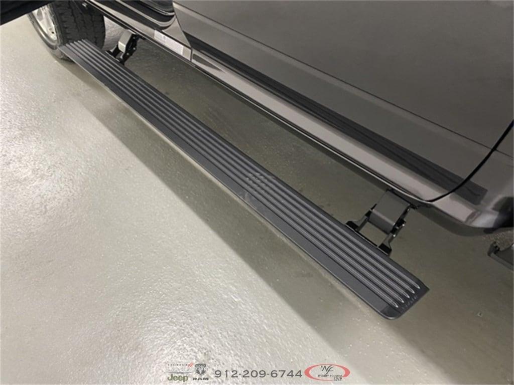 new 2025 Ram 2500 car, priced at $80,768