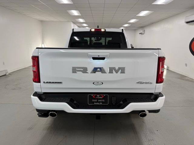 new 2025 Ram 1500 car, priced at $61,676