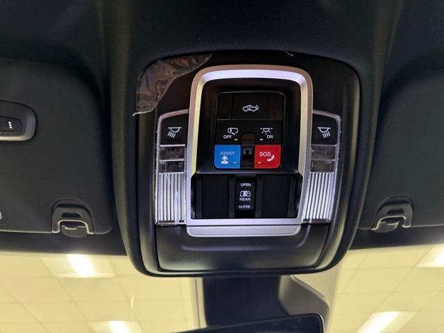 new 2025 Ram 1500 car, priced at $61,676