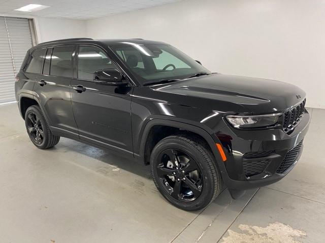 new 2025 Jeep Grand Cherokee car, priced at $43,675