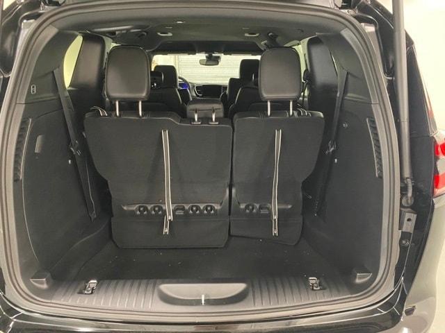 new 2025 Chrysler Pacifica car, priced at $43,032