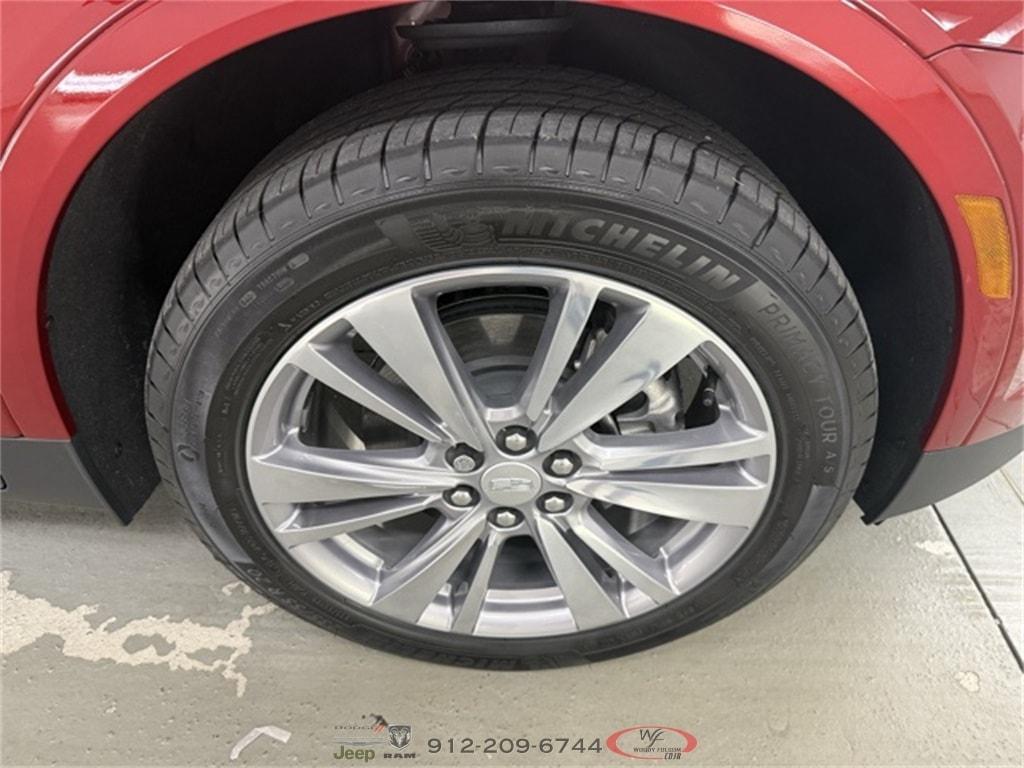 used 2024 Cadillac XT5 car, priced at $45,545