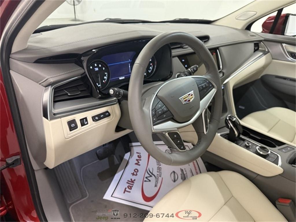 used 2024 Cadillac XT5 car, priced at $45,545