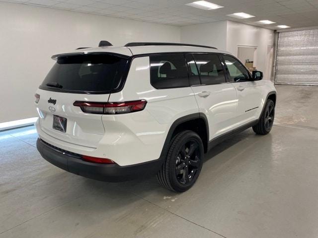 new 2024 Jeep Grand Cherokee L car, priced at $42,104