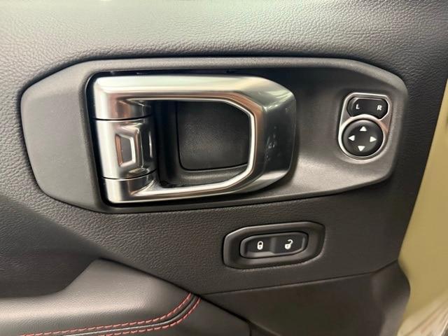 new 2025 Jeep Gladiator car, priced at $56,397