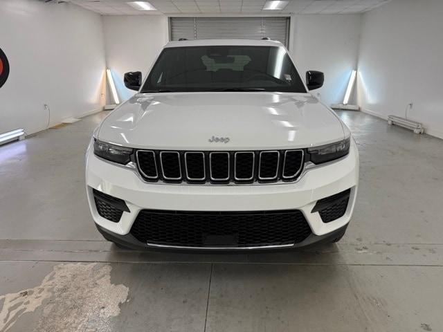 new 2025 Jeep Grand Cherokee car, priced at $38,531