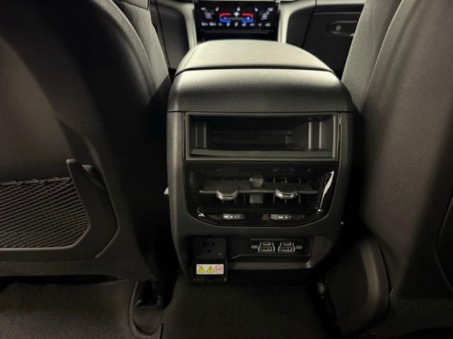 new 2025 Jeep Grand Cherokee car, priced at $38,531