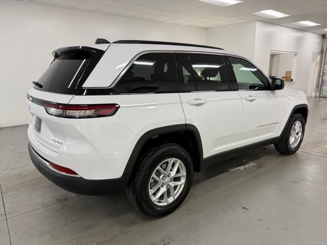 new 2025 Jeep Grand Cherokee car, priced at $38,531