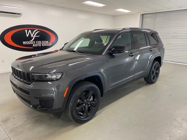 new 2025 Jeep Grand Cherokee car, priced at $43,675