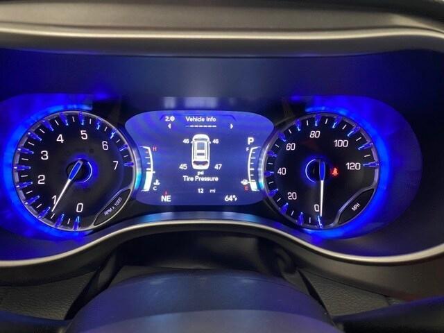 new 2025 Chrysler Pacifica car, priced at $43,032
