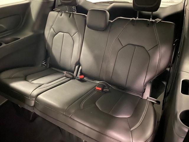 new 2025 Chrysler Pacifica car, priced at $43,032