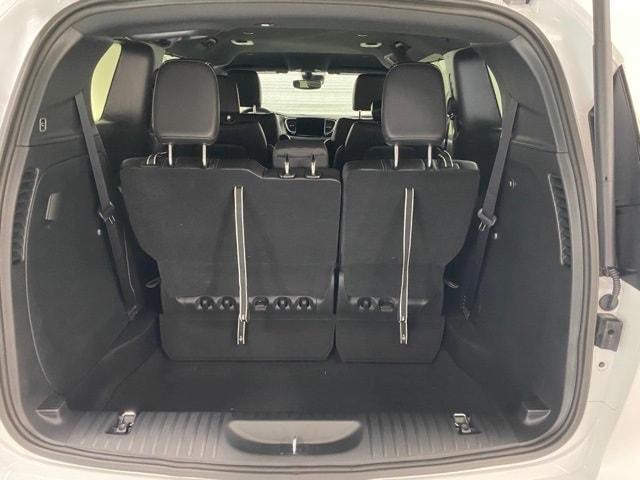 new 2025 Chrysler Pacifica car, priced at $43,032