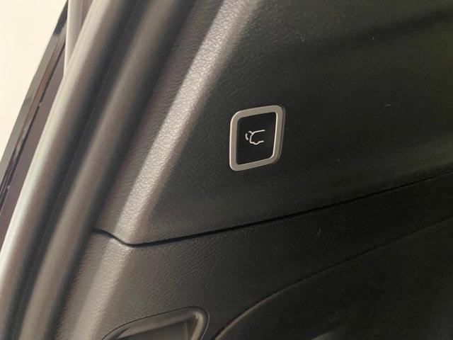 new 2025 Chrysler Pacifica car, priced at $43,032
