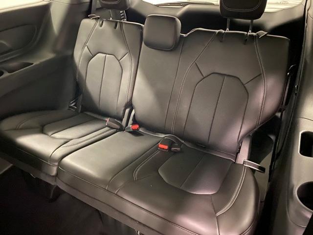 new 2025 Chrysler Pacifica car, priced at $43,032