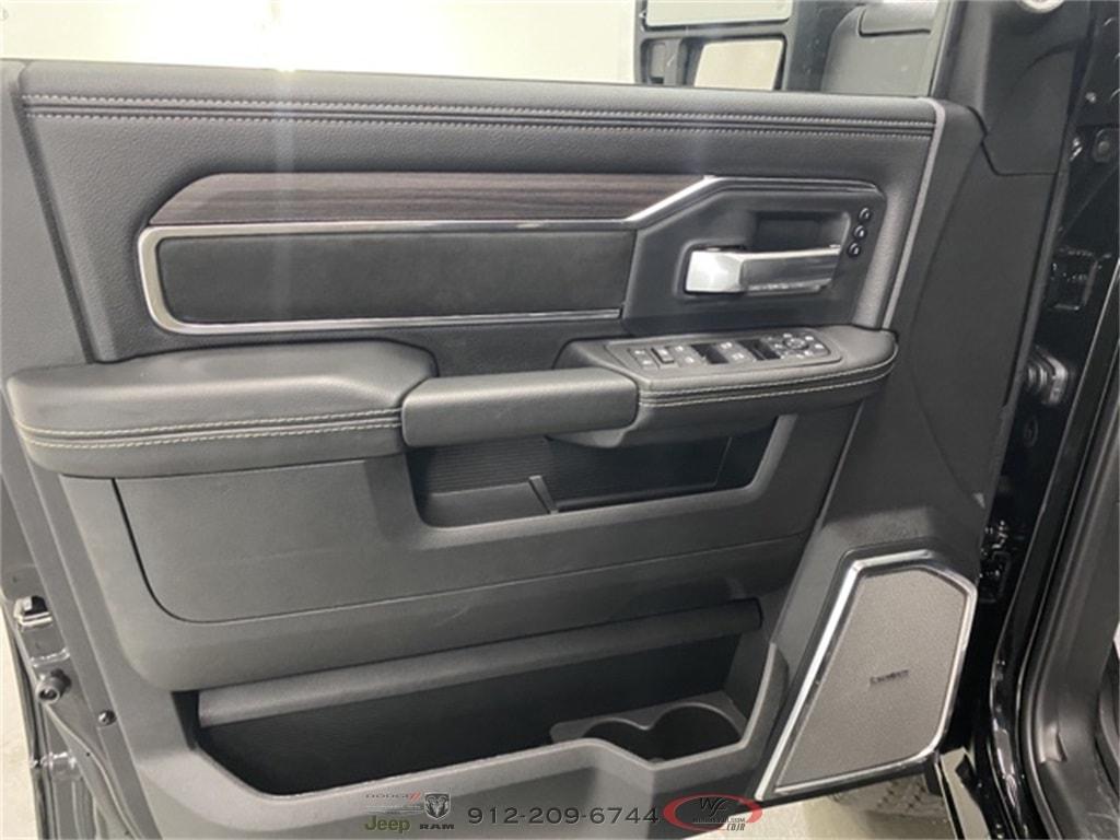 new 2025 Ram 2500 car, priced at $84,721