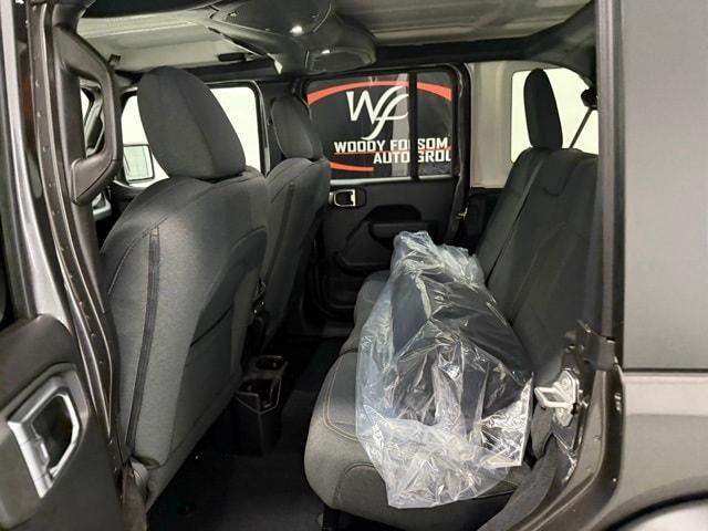new 2025 Jeep Wrangler car, priced at $46,175