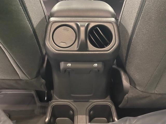 new 2025 Jeep Wrangler car, priced at $48,631