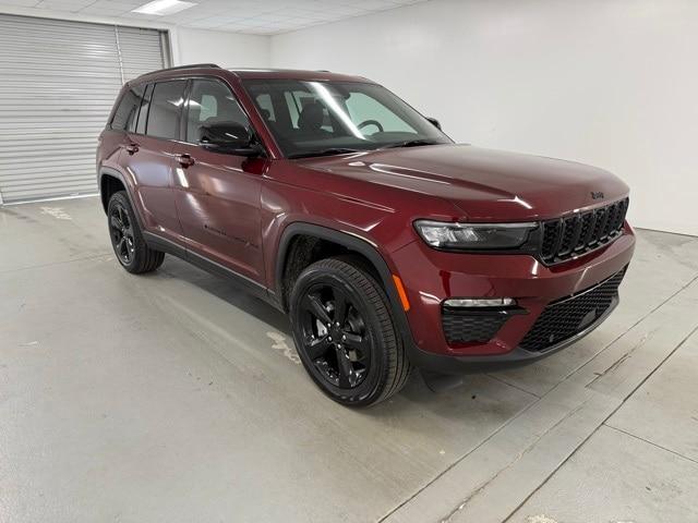 new 2025 Jeep Grand Cherokee car, priced at $51,235