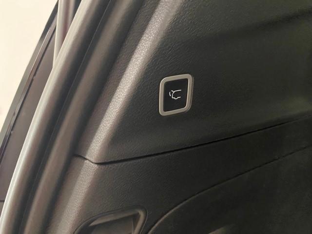 new 2025 Chrysler Pacifica car, priced at $43,032